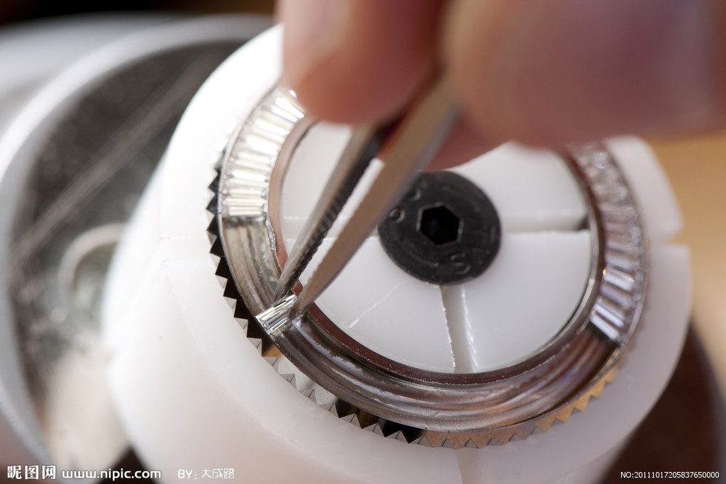 欧米茄手表维修点售后服务中心（欧米茄游丝清洗油泥）